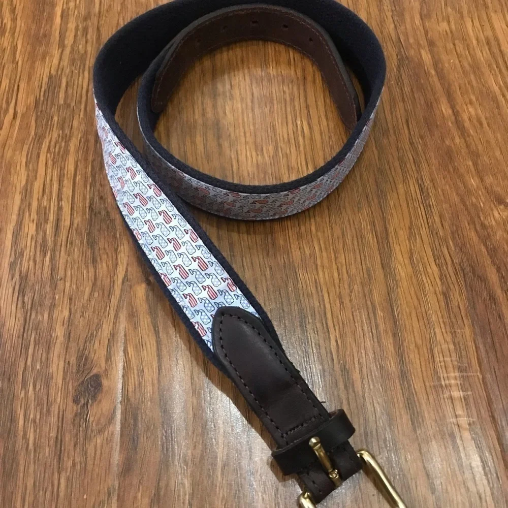Vineyard Vines belt
